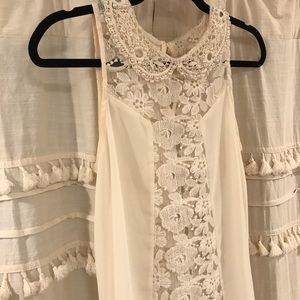 Lace collared tank